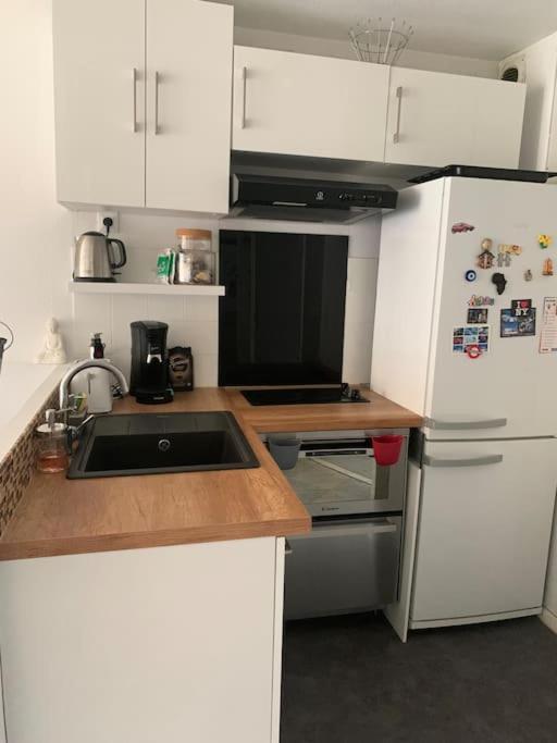 Appartement T2 En Bord De Mer Roccabruna Esterno foto